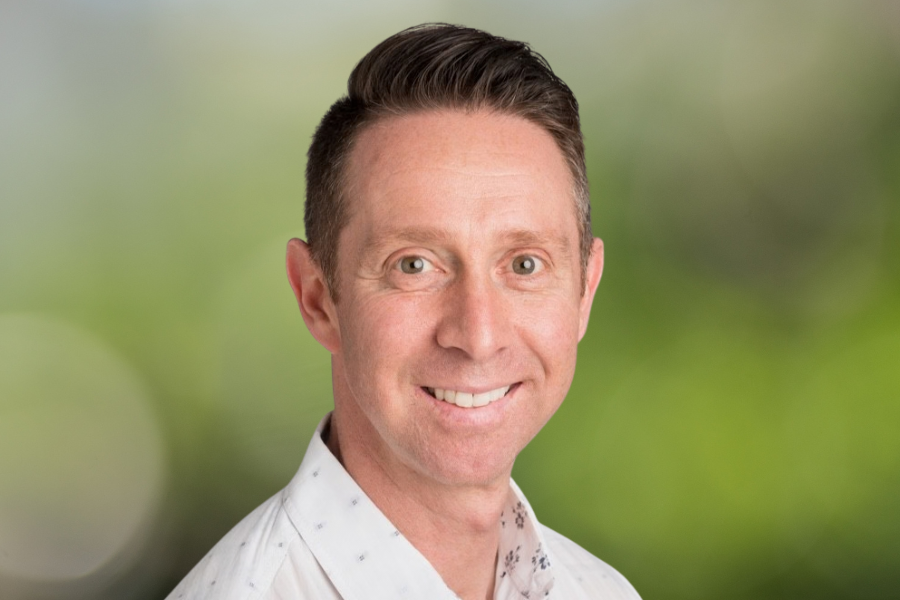 todd weinstein headshot